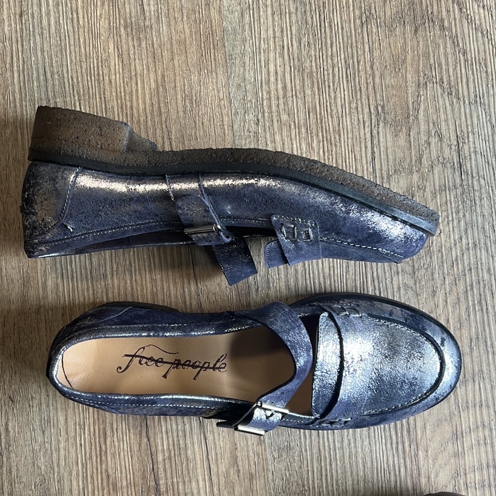 Free People MJ loafers metallic blue leather size 7